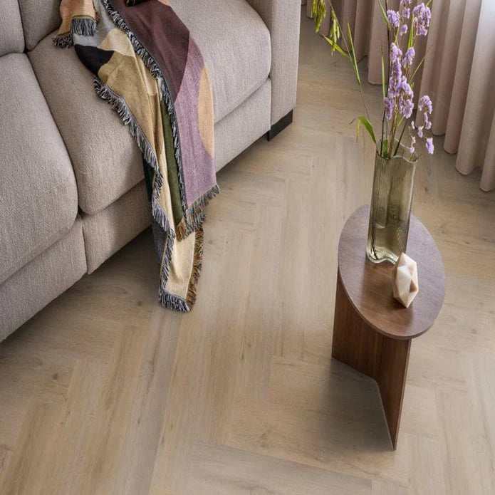 Ambiant – Spigato Vivero Fischgrät Smoky Click SRC